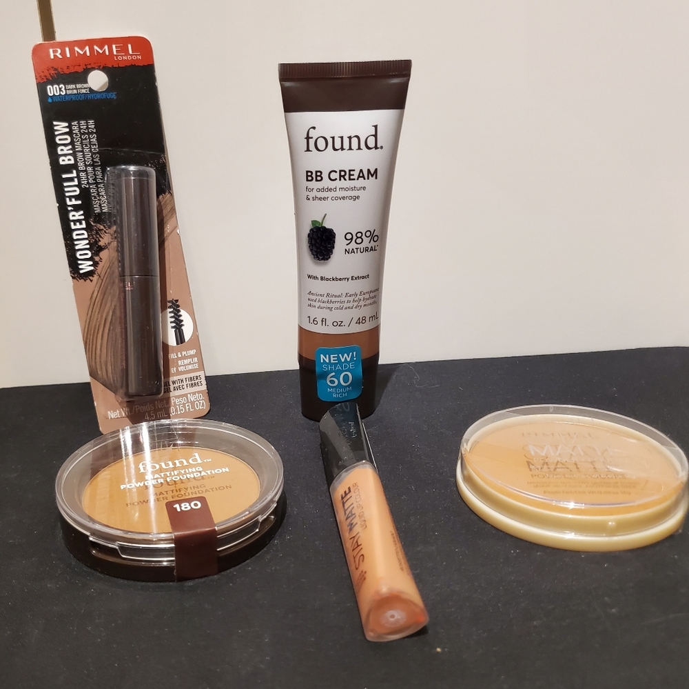Selling this medium/rich makeup